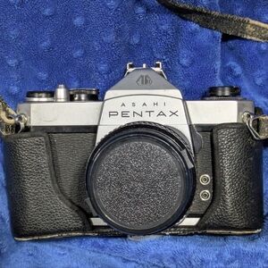 VTG 70s PENTAX ASAHI SP1000 SLR 35mm Film Camera + SMC Takumar 1:2/55mm Lense